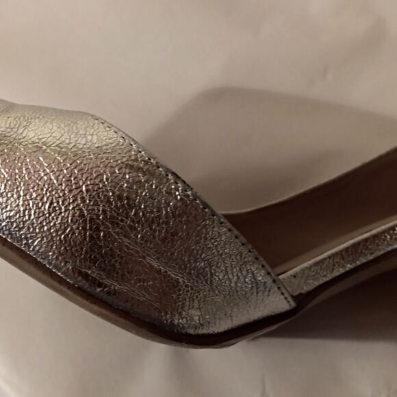 International Concepts Kaison Silver Heels - Picture 9 of 13
